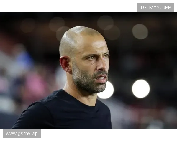 马斯切拉诺透露苏亚雷斯重返训练强调全力备战世俱杯前关键联赛